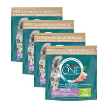 Purina ONE Sensitive Kalkoen & Rijst, 4 verpakkingen, samen 4 zakken van 1500 gram